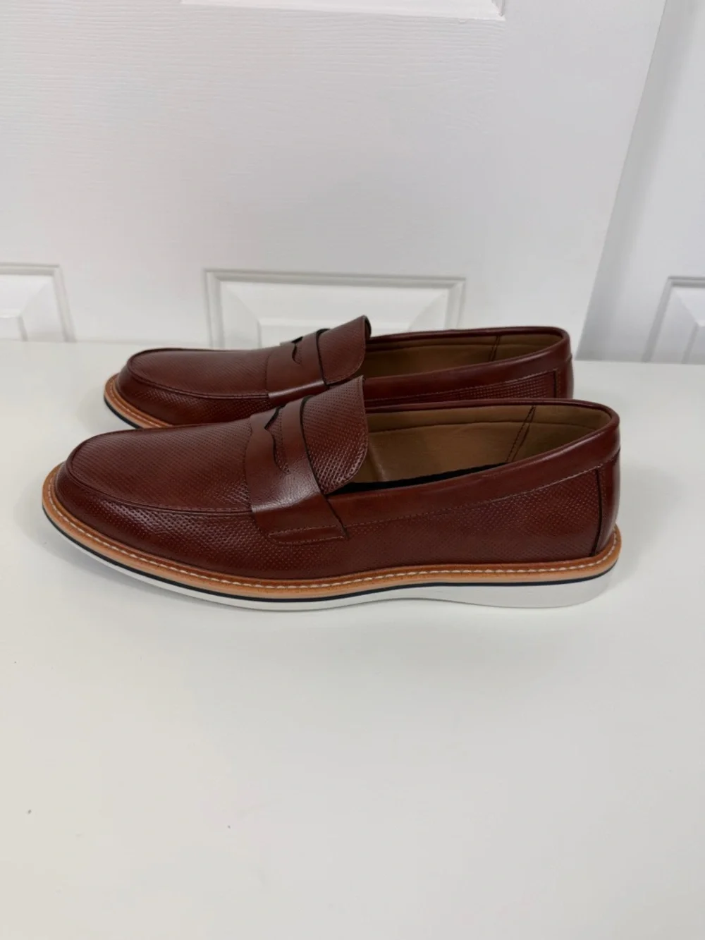 Madden M-Vonstr Men’s Cognac Leather Perforated Penny Loafers Size 10